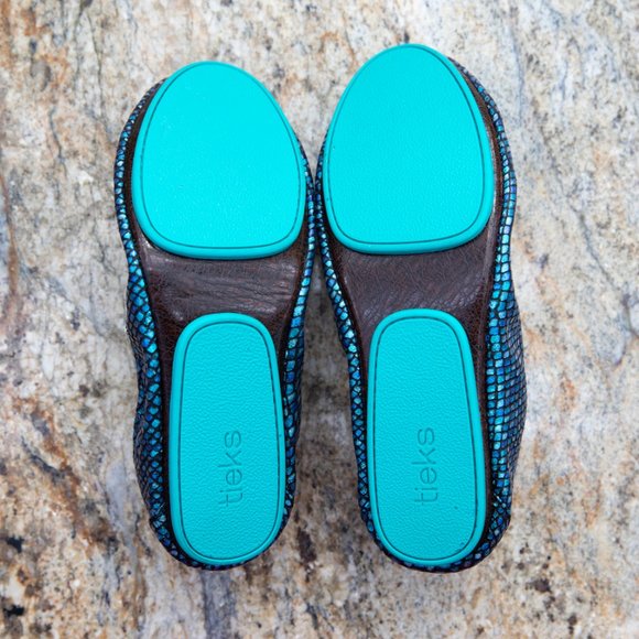 New Hand-Painted Color-shifting Tieks - Picture 12 of 12